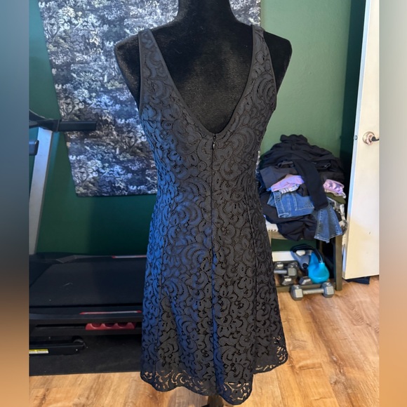 Ann Taylor LOFT Navy and Black dress - Picture 2 of 4